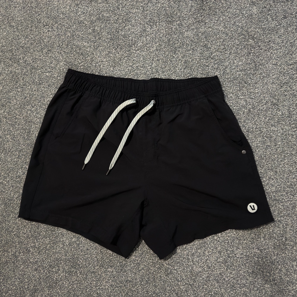 Vuori Kore Short Unlined 5”